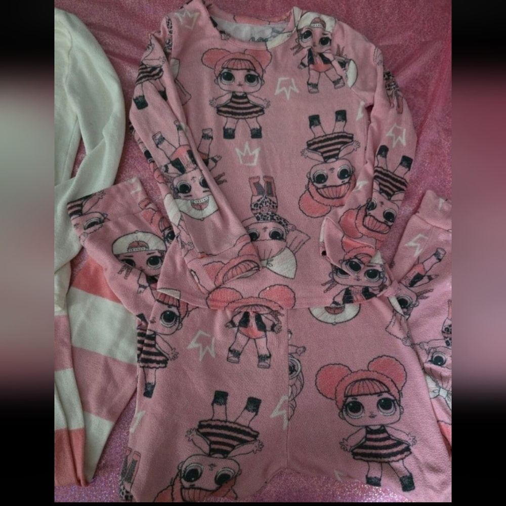 2 pairs of L.O.L Pajama sets! Girls size 6! - Picture 4 of 12